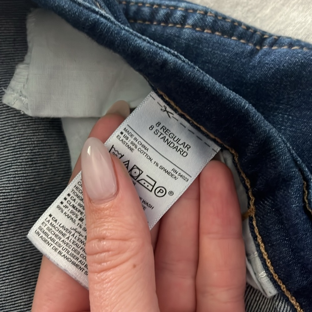 Old Navy Micro Flare Jeans Dark Wash - Picture 3 of 6